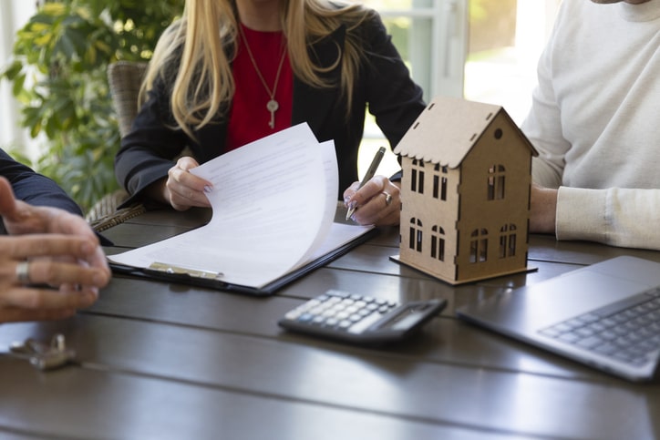 The Benefits of Hiring a Real Estate Mediator